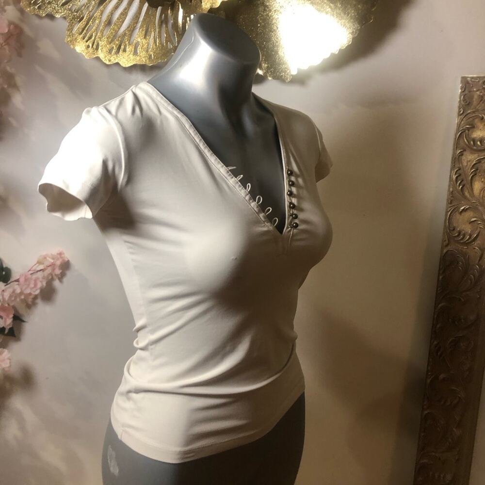 French Top with deep V buttoned top